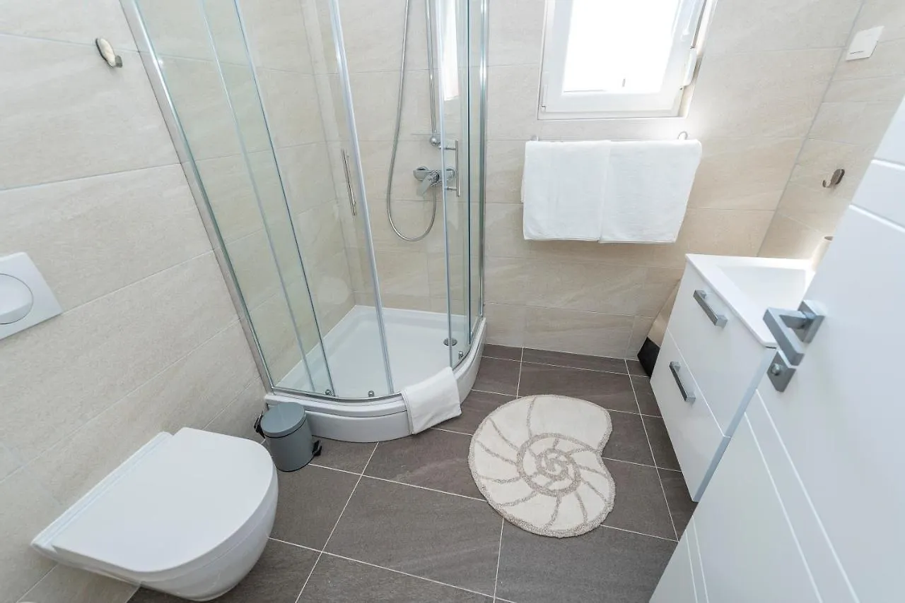 Ferienhaus Luxury Apartments - La Vir 1 & 2