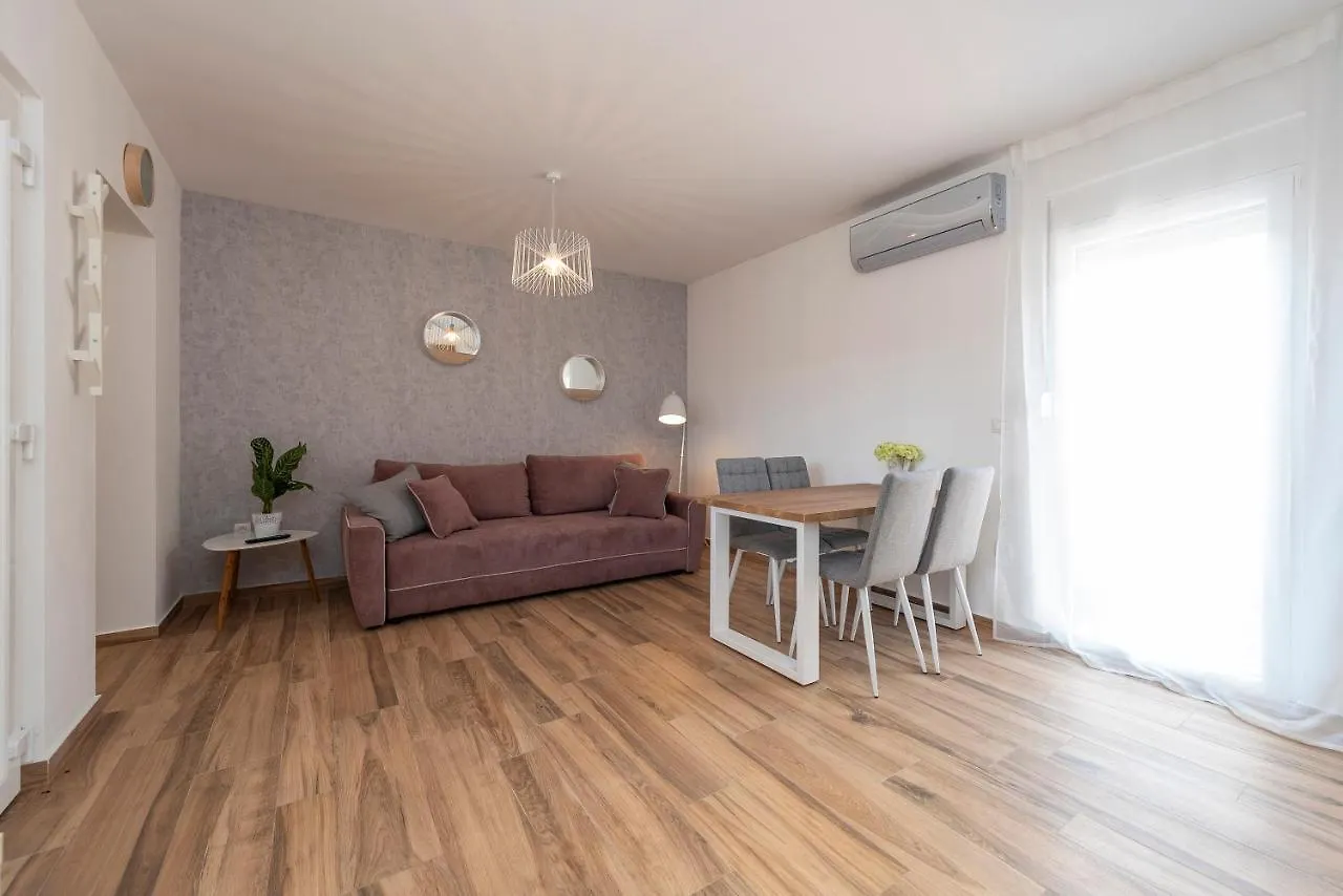 Luxury Apartments - La Vir 1 & 2 0*,  Kroatien